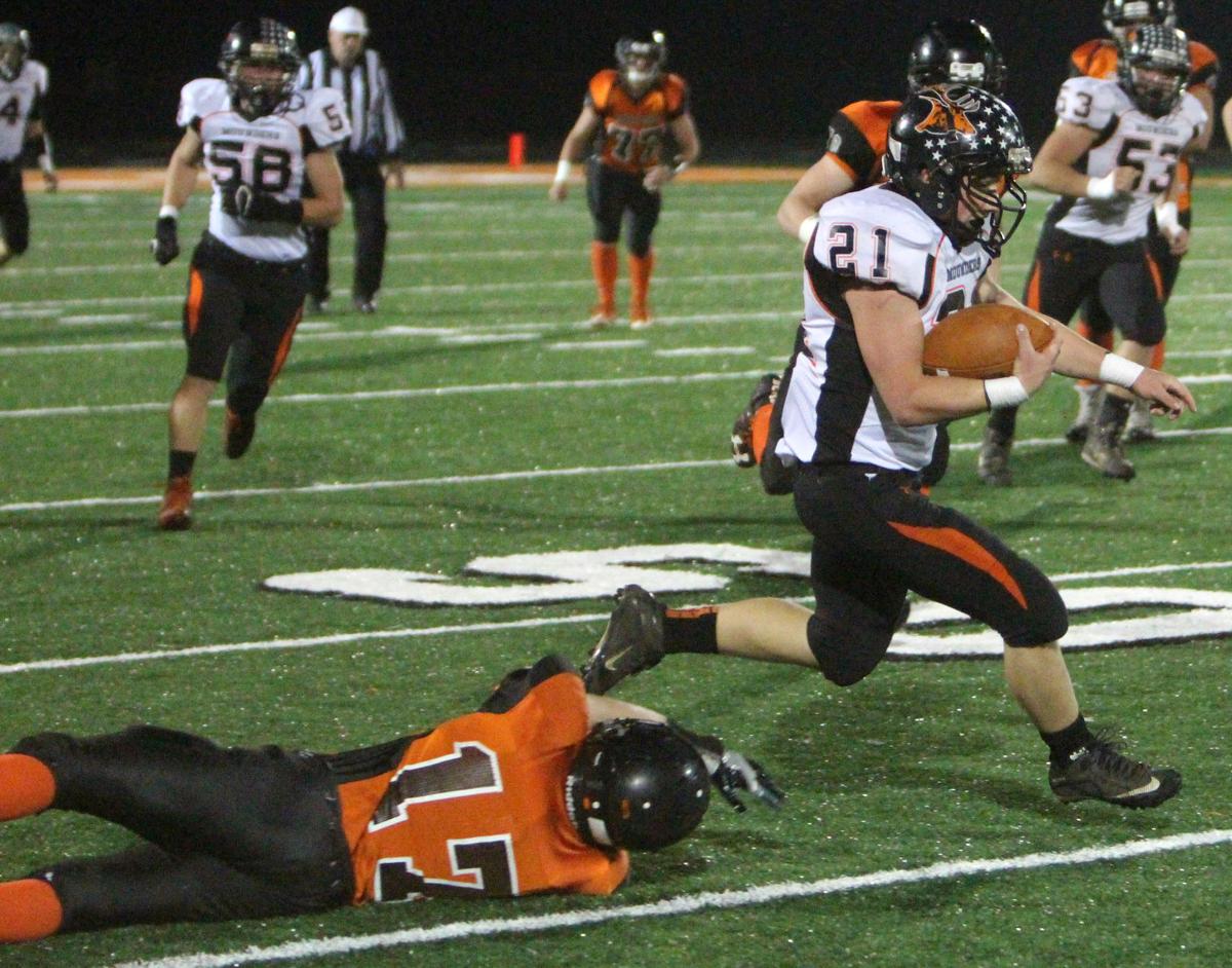 Elk Mound football falls to StanleyBoyd High School