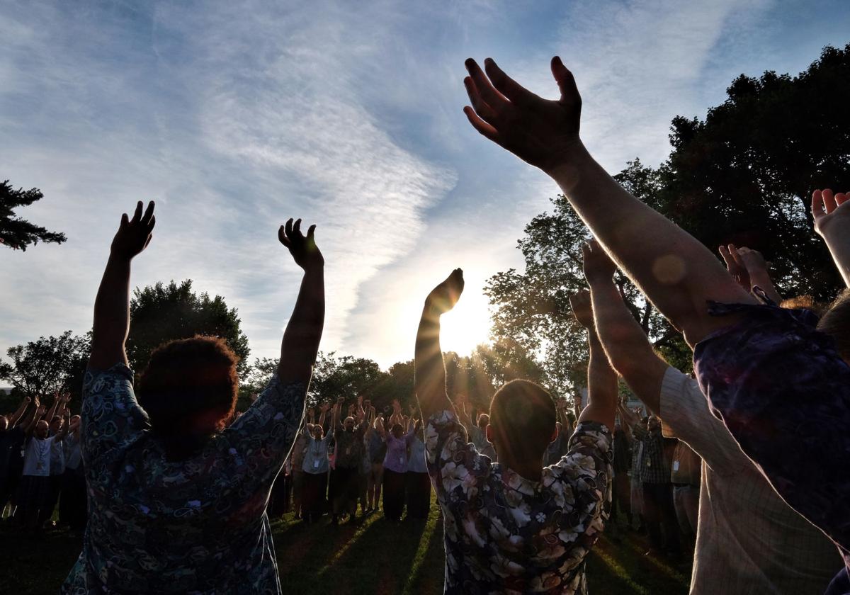 Evangelical revival aims to uplift traditional Christians with rap