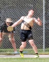 Kobza wins discus