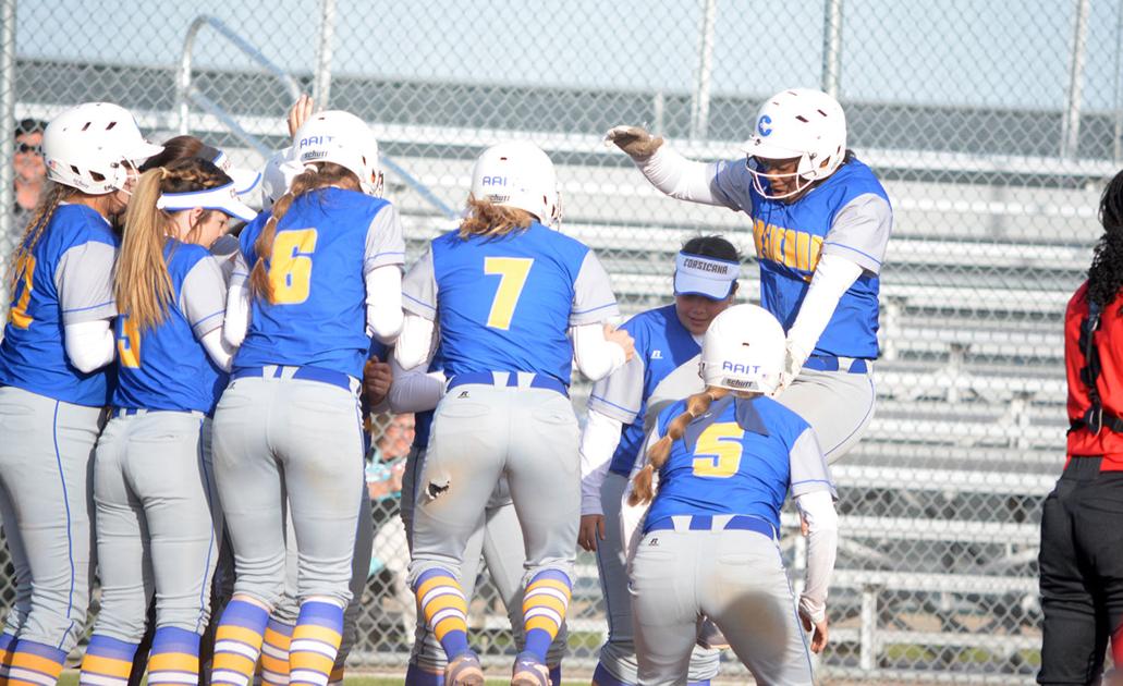 GC Softball: Lady Tigers blast Harker Heights 19-1