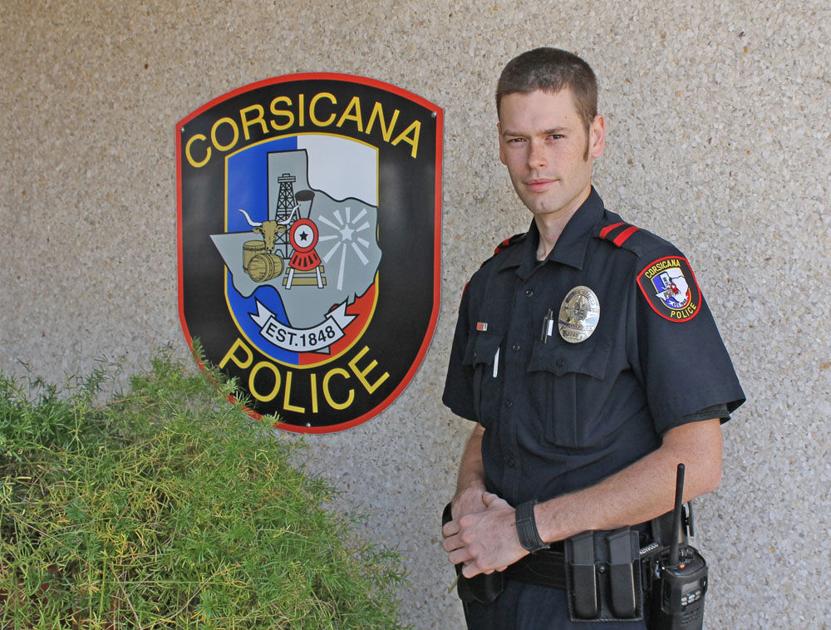 CPD's Travis recognized for evacuating burning Don Jose's building