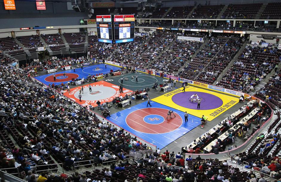 Live Updates from the PIAA Individual Wrestling Championships The