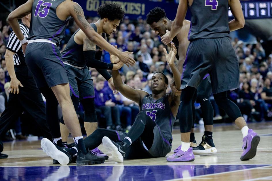 Huskies’ season ends with loss to Saint Mary’s in NIT second round