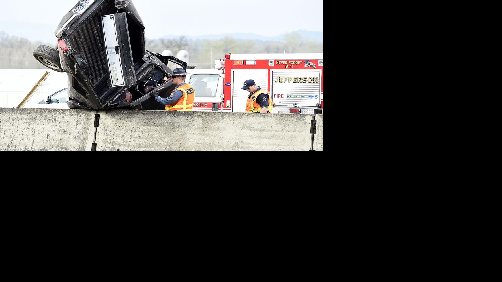 Four injured in I-5 crash near Albany | Local | democratherald.com - Albany Democrat Herald (blog)