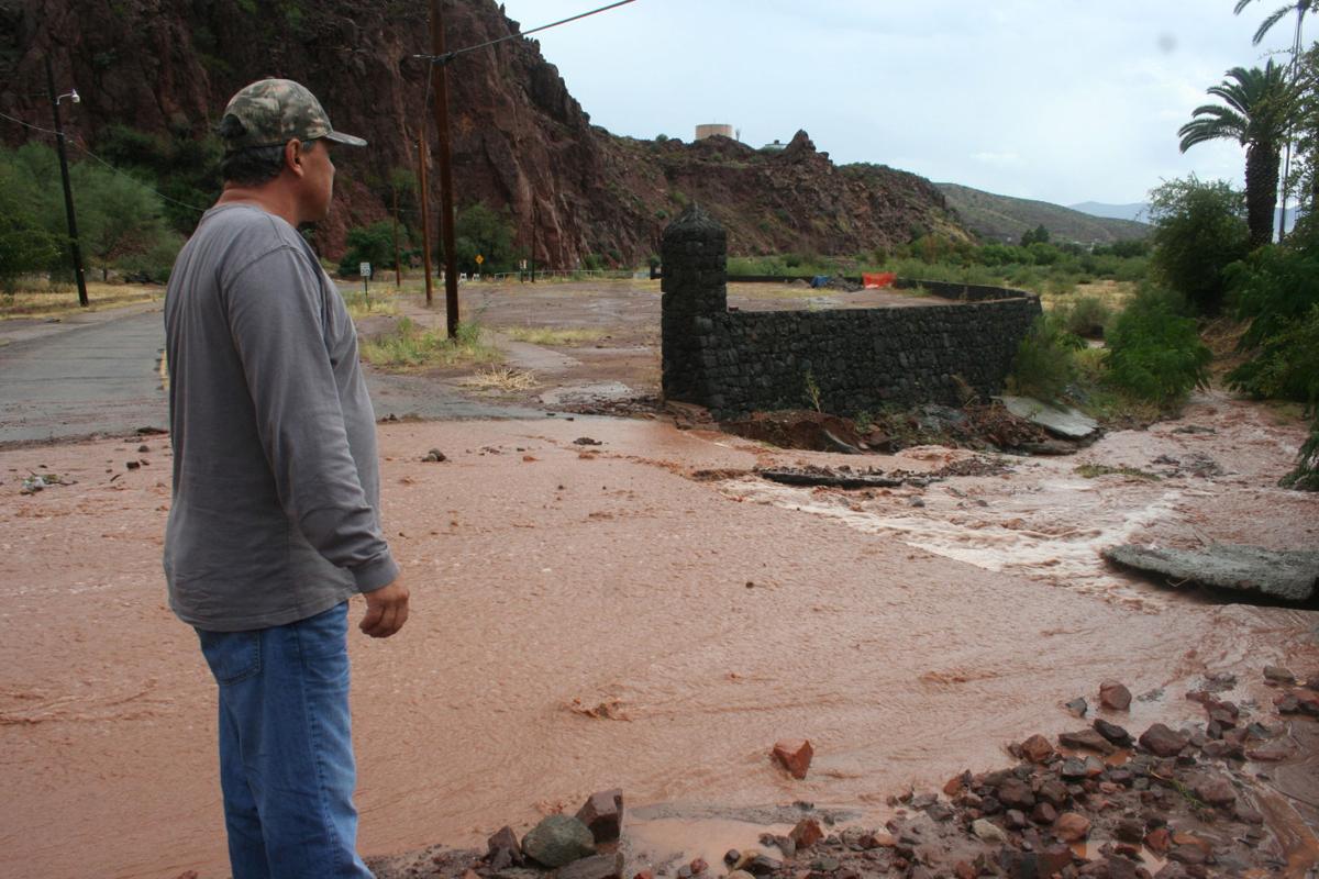 Torrential rain hits hard in CliftonMorenci News