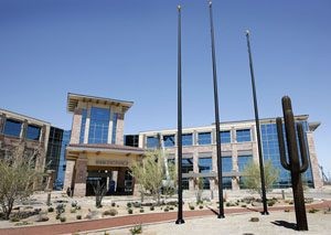 Mesa hospitals in need of therapists, nurses 