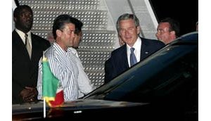 Bush, Fox, Harper discuss economic issues 