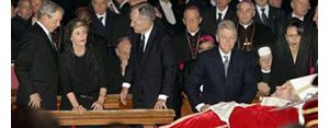 Bush, former presidents view pope's body 