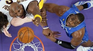 Lakers take 2-0 lead over Magic in NBA finals 