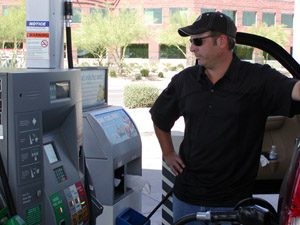 More people expected to drive to Memorial Day fun 