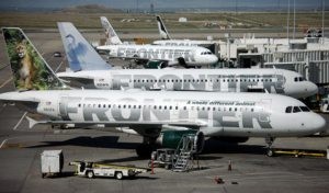 Southwest makes bid to buy Frontier Airlines 