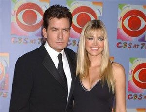 Sheen, Richards continue custody battle 