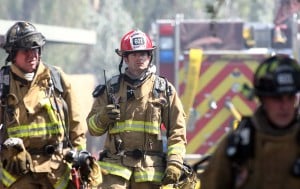 Multiple East Valley fire departments battling Tempe apartment fire