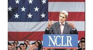Kerry urges immigrant reform in Phoenix 