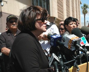 Groups plan own suit against immigration law 