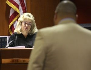 Chandler Rapist suspect seeks new trial location 
