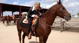 Horse show raises funds for pet shelter 