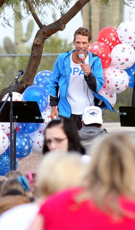 Ultra Runner Dean Karnazes in Mesa.