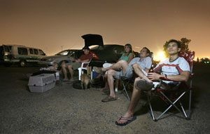 Night pictures: Why people love the few remaining drive-ins 