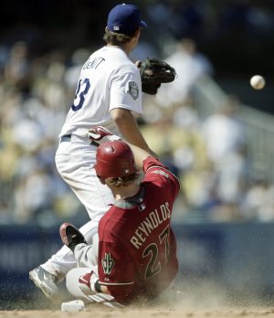 Sweep by Dodgers puts D-Backs in chase mode 
