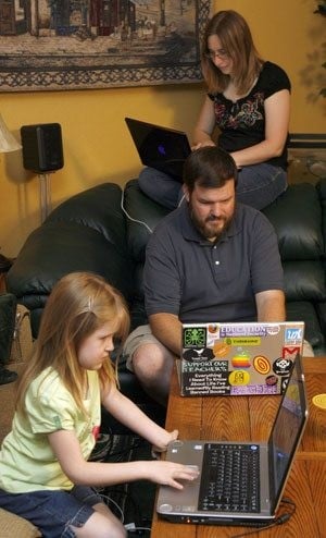 Forum to help parents keep kids safe online 