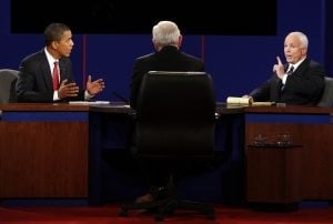 McCain and Obama turn from debates to swing states 