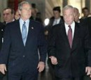 Bush defends Iraq decisions in Canada 