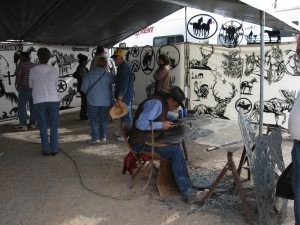Inside Arizona: Quartzsite draws snowbirds 