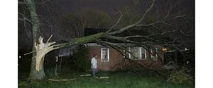 Tornadoes sweep through Tennessee, kill 11 