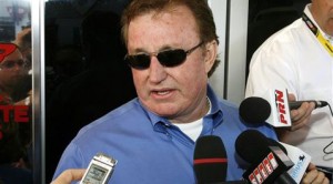 Childress bites bullet, swaps entire crews of Harvick, Mears 
