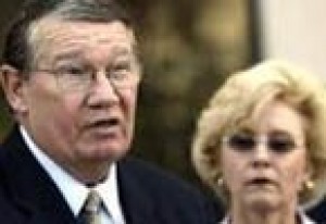 Calif. congressman admits taking bribes 