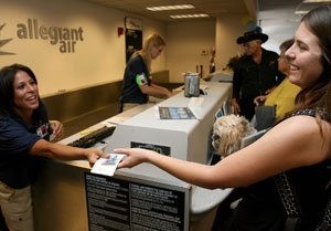 Allegiant Air begins flights to E.V. airport 