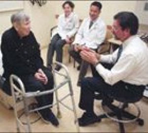 Geriatric pharmacist helps sort the tangle of pills 