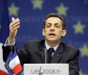 EU hails climate deal as example for the world 