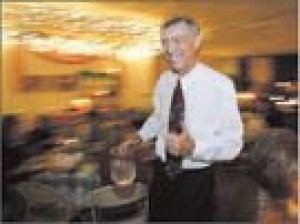Men of Tempe church serve dinner and warm holiday light to women members 