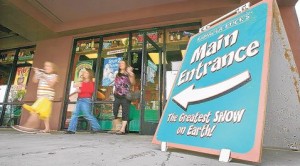 Town Council expected to relax sign ordinance 