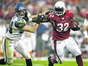 Edge reemerges with 57th career 100-yard game 