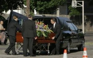 Slain abortion doctor eulogized as generous 