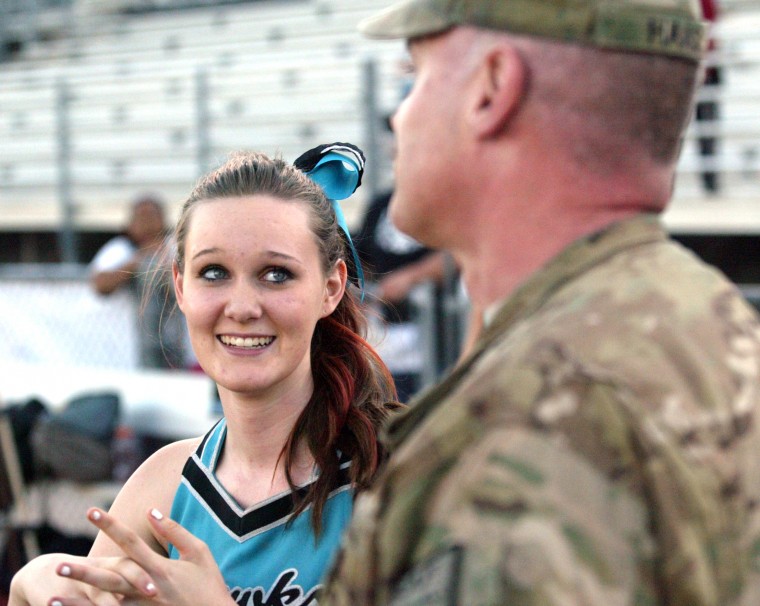 Military Dad Surprise