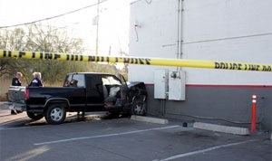 Two injured in Circle K crash in Chandler 