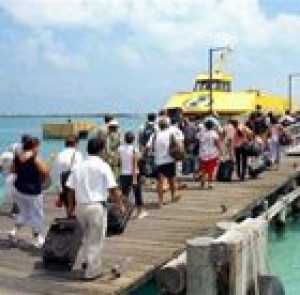 Mexico orders massive evacuation of coast 