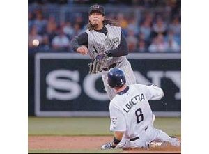 Petco Park curse strikes D-Backs down in 15th 