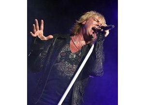 Def Leppard, Journey rock Cricket Pavilion 