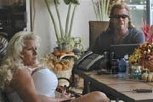 TV bounty hunter waits for court action 