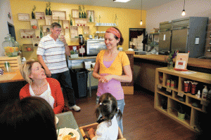 Vegetarian restaurant draws health-conscious crowds in AF 