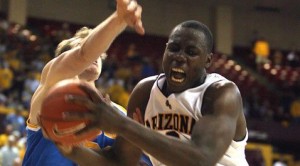Boateng dominates as ASU tops UCLA 