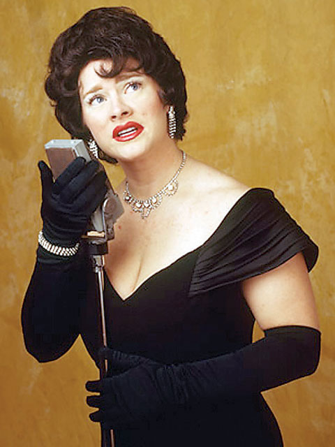Arizona Broadway Theatre remembers country diva