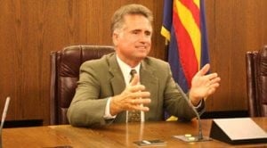 Huppenthal acquitted in sign theft, tampering 