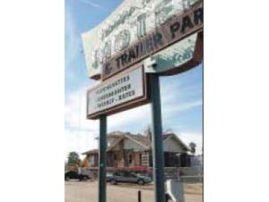 Historic motel falls to progress in Mesa 