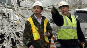 Guard troops find 92-year-old ice storm survivor 